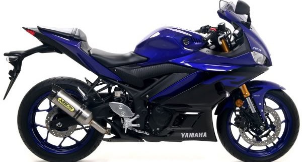 c79e7147-ef04-4bb0-916b-cf37fc99ca10_Yamaha_YZFR3_19_Slip-on_Thunder_PK_1