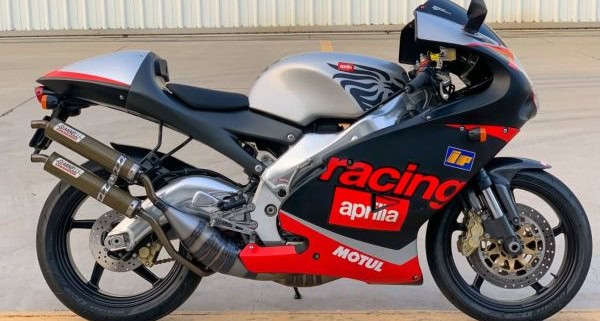 Aprilia-RS250-Right-Side-Featured